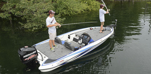 舷外钓鲈鱼船 - 179 TRX - Triton Boats - 侧边控制台 / 钓鱼运动