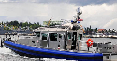巡逻艇专业船 - SAFE 44 - Safe Boats - 舷内 / 铝制 / 刚性充气艇