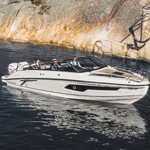 舷外舱房游艇 - T9 - Finnmaster Boats Oy - 双引擎 / 开放式 / 双控制台