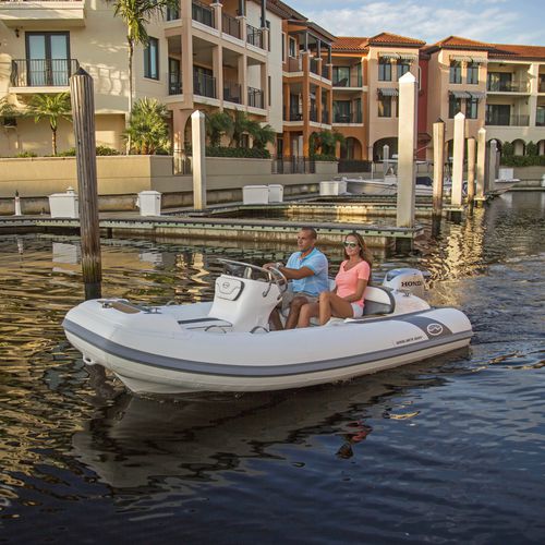 舷外充气艇 - Generation 400 DLX - Walker Bay Boats - 半硬式 / 中央控制台 / 开放式