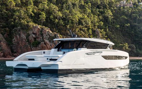 机动双体游艇 - ULTIMA 55 NOVA - Sunreef Yachts - 巡游 / 现代 / 舵手室