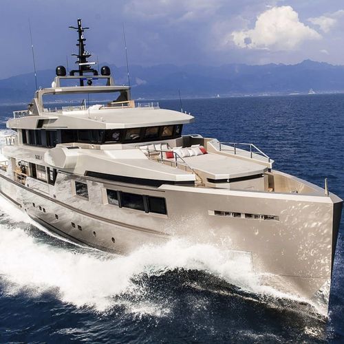 巡游超级游艇 - M/Y CACOS V - Admiral yachts - 飞桥 / 舵手室 / 5舱