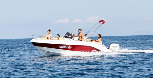 舷外敞开艇 - Eden 18 - Cantiere Nautico Marinello - 侧边控制台 / 最多容纳 7 人 / 日光浴