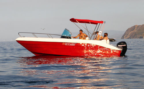 舷外敞开艇 - Elena 6.50 - Cantiere Nautico Marinello - 中央控制台 / 钓鱼运动 / 玻璃纤维