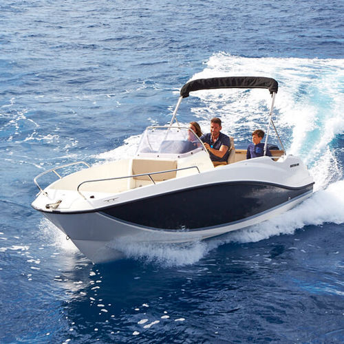 舷外敞开艇 - Activ 555 Open - Quicksilver Boats - 中央控制台 / 钓鱼运动 / 最多容纳 6 人