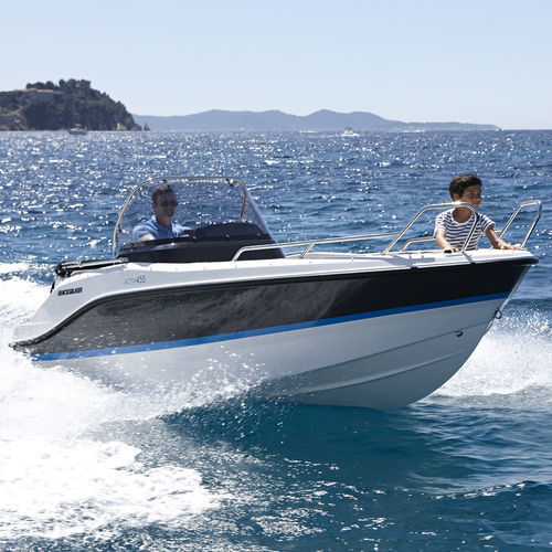 舷外敞开艇 - Activ 455 Open - Quicksilver Boats - 中央控制台 / 巡游 / 最多容纳 5 人