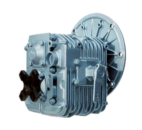 航海减速器 - ZF 25 M – RR 2.737:1 - ZF Italy - 发动机 / 带离合装置