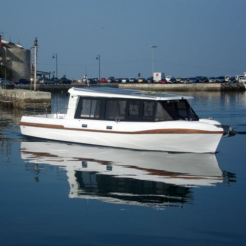 客船专业船 - AQUABUS 1050T - Grove Boats - 舷内 / 太阳能电力 / 牵引式