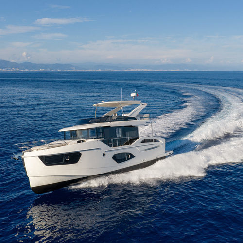 舷内快艇 - Navetta 50 - Absolute Yachts - 双引擎 / 飞桥 / IPS POD