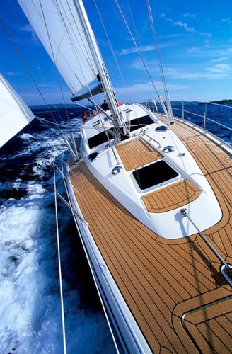 防滑甲板保护层 - Marinedeck 2000® - Stazo marine equipment bv - 柚木表面