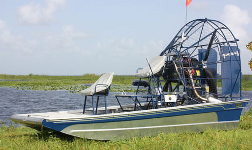 私人风扇艇 - AQUATIC 11 - Diamond Back Airboats