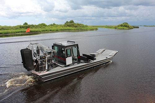 私人风扇艇 - 2015 - (22' X 9') - Diamond Back Airboats