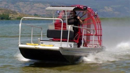 私人风扇艇 - 19 X 8 & 18 X 8 ICE - Canadian Airboats