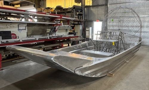 客运风扇艇 - American Airboats