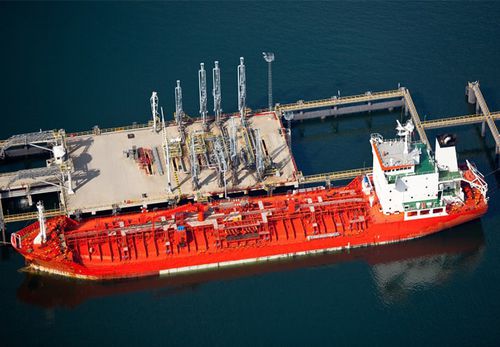 LNG接收站船岸连接系统 - ESL - Trelleborg Marine and Infrastructure