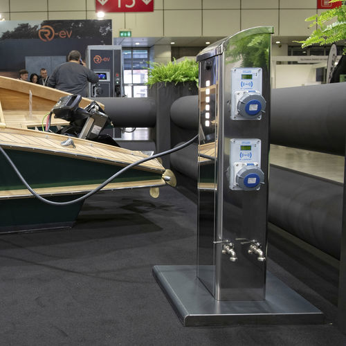 配电设备桩 - S700EV - Plus Marine - 供水 / 电动充电系统 / 浮桥