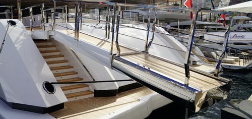 游艇舷梯 - MAXXY - Sanguineti Chiavari produzione articoli nautici s. - 伸缩 / 手动 / 远程遥控