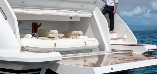 游艇起重机 - Sanguineti Chiavari produzione articoli nautici s. - 关节型 / 液压