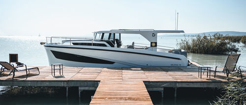 舷内快艇 - 10 LoungeTop - DELPHIA Yachts - 电动 / 柴油 / 硬顶