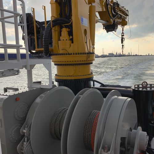 船舶绞车 - Anchor Handling - Damen Marine Components - 清淤 / 电动机 / 液压驱动