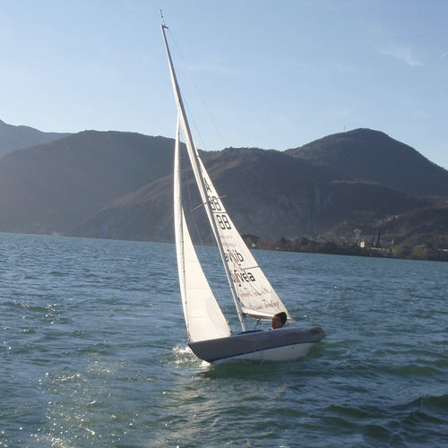 主帆 - Ullman Sails - 单一设计竞赛龙骨船 / 横缝 / 2.4 Metre