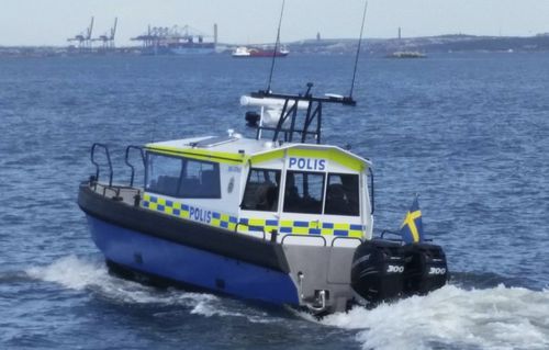 巡逻艇专业船 - 100 MFC - Vector ProBoat AB - 舷内喷水式推进器 / 舷内尾机推进 / 舷外