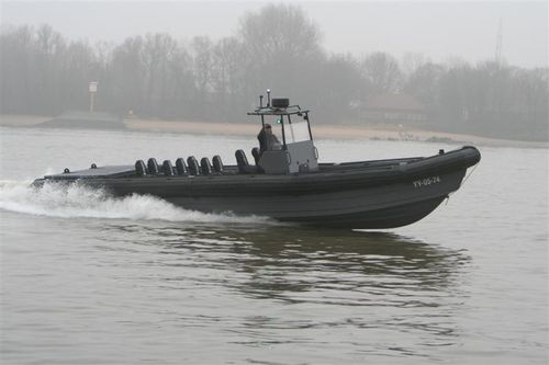 舷内专业船 - MR-1250 COMMANDO - Madera Ribs - 舷外 / 刚性充气艇