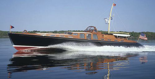 传统型机动游艇 - LIBERTY - Hodgdon Yachts - 传统型 / 飞桥 / 排水船体