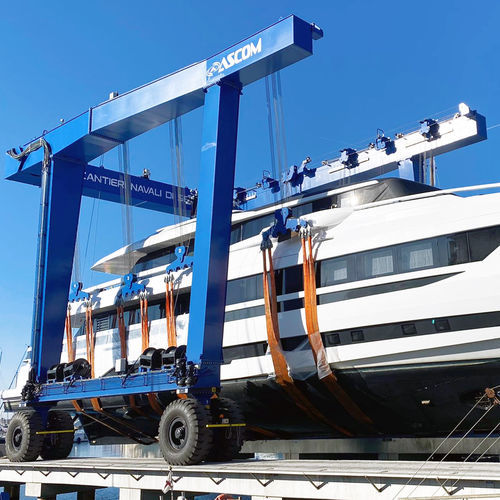 遥控船艇搬运机 - BHT 300 - ABI TRAILERS - U形 / 四轮驱动 / 电动