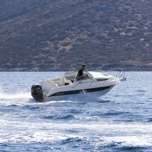 舷外日间小游艇 - 550 - Drago Boats - 开放式 / 运动 / 最多容纳 5 人