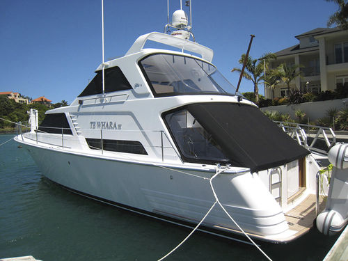 舷内快艇 - Te Whara III - Lloyd Stevenson Boat Builders - 双引擎 / 排水船体 / 封闭飞桥