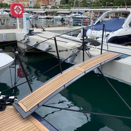 水上乐园舷梯 - ATHENA - SWISS CARBON Marine Systems - 折叠 / 碳纤 / 带有扶手