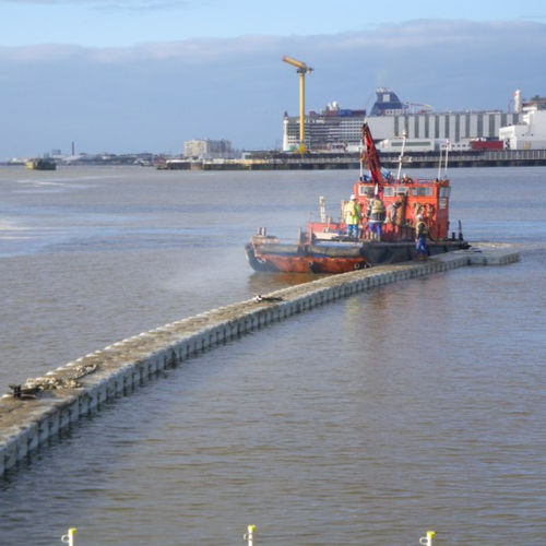 浮桥 - Pont de St Nazaire - Cubisystem - 工作 / 用于海港