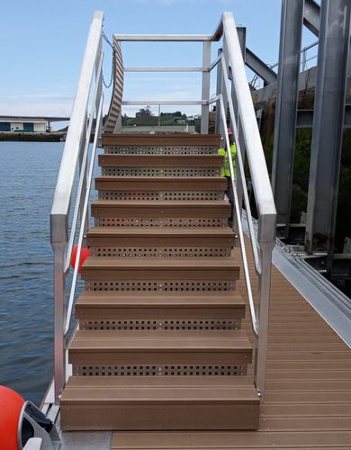 浮桥楼梯 - Ronáutica Quality Marinas SLU - 用于海港