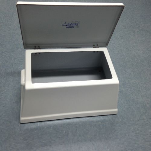 带收纳箱踏脚板 - cockpit step box - Beachcomber Fiberglass Technology