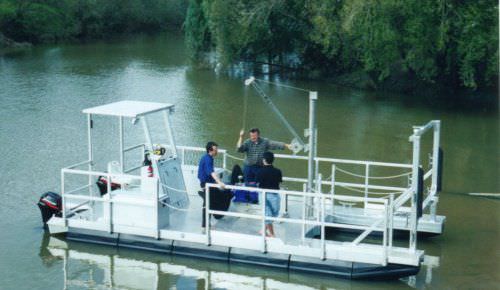 作业船专业船 - EFFLUENT PONTOON - Marina Dock Systems - 舷外 / 浮桥船