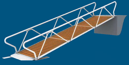 浮桥舷梯 - Orsta Marina Systems - 带有扶手