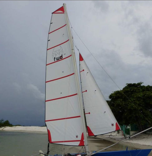 艏三角帆 - FODA181001 - Forward Sailing - 用于运动多体船 / Dacron® / Dart 18 级