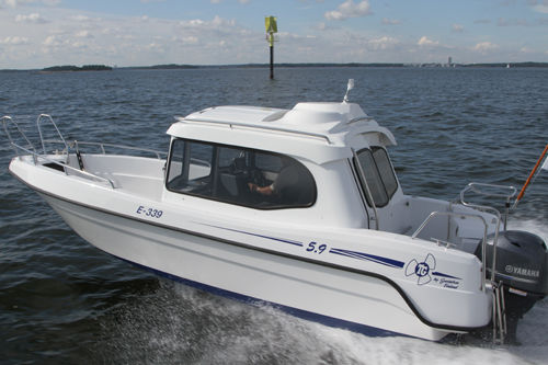 舷外日间小游艇 - 5.9X - TG Boat - 封闭式驾驶舱 / 钓鱼运动 / 最多容纳 5 人