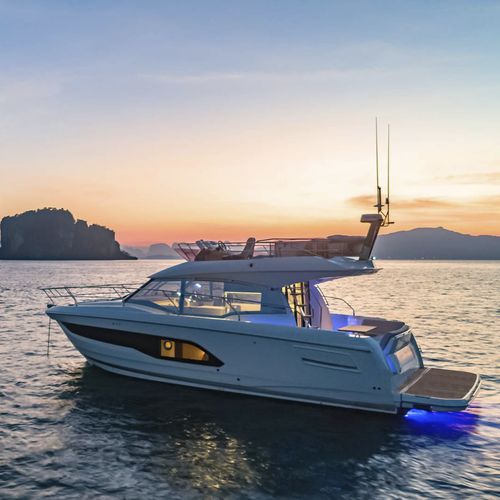 飞桥快艇 - 420 - Prestige Yachts - 舷内 / 双引擎 / V型驱动