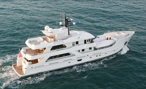 巡游超级游艇 - M/Y Batai - Inace - 拖网渔船 / 舵手室 / 排水船体