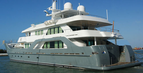 巡游超级游艇 - M/Y Far Far Away - Inace - 拖网渔船 / 高台驾驶室 / 排水船体