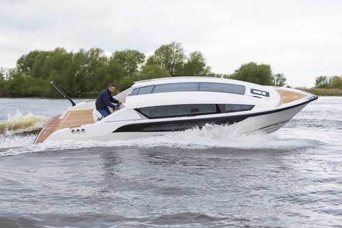 舷内舱房游艇 - LIMOUSINE 9 M AFT HELM STATION - Yachtwerft Meyer - 双引擎 / 开放式 / 最多容纳 12 人