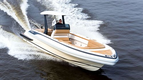 尾机驱动充气艇 - 9.25 M - Yachtwerft Meyer - RIB / 中央控制台 / 最多容纳 12 人