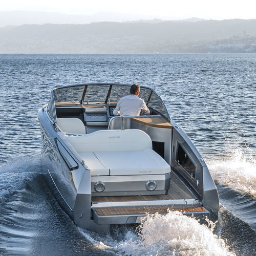 舷内小快艇 - Ovation 7.6 Cabin - Ganz Boats - 柴油 / 混合动力 / 滑行船身