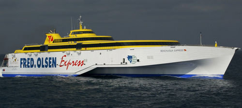三体船载车渡轮 - BENCHIJIGUA EXPRESS - Austal USA - 高速