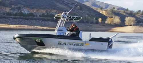 消防船专业船 - 21 RELENTLESS - Metal Shark Aluminum Boats - 舷外 / 铝制