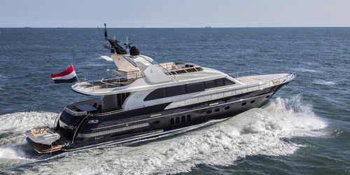 巡游机动游艇 - VALENCIA - Van der Valk Shipyard - 飞桥 / IPS POD / 3舱
