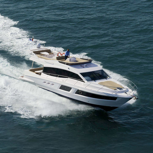 舷内快艇 - 48 - Majesty Yachts - 飞桥 / 巡游 / 3舱