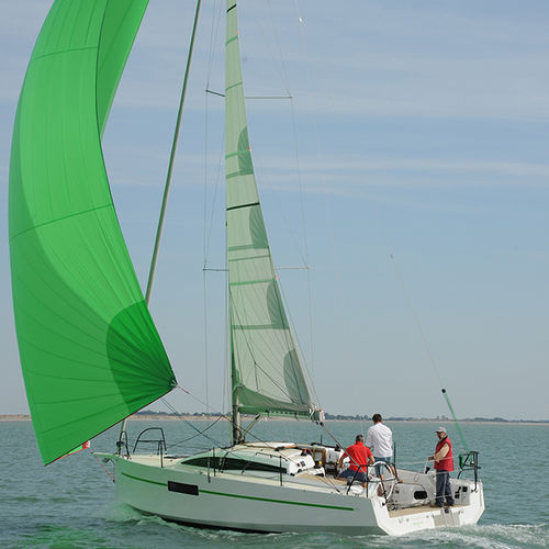 远洋巡游帆船 - RM970+ - RM Yachts - 补助帆桁 / 双舵轮